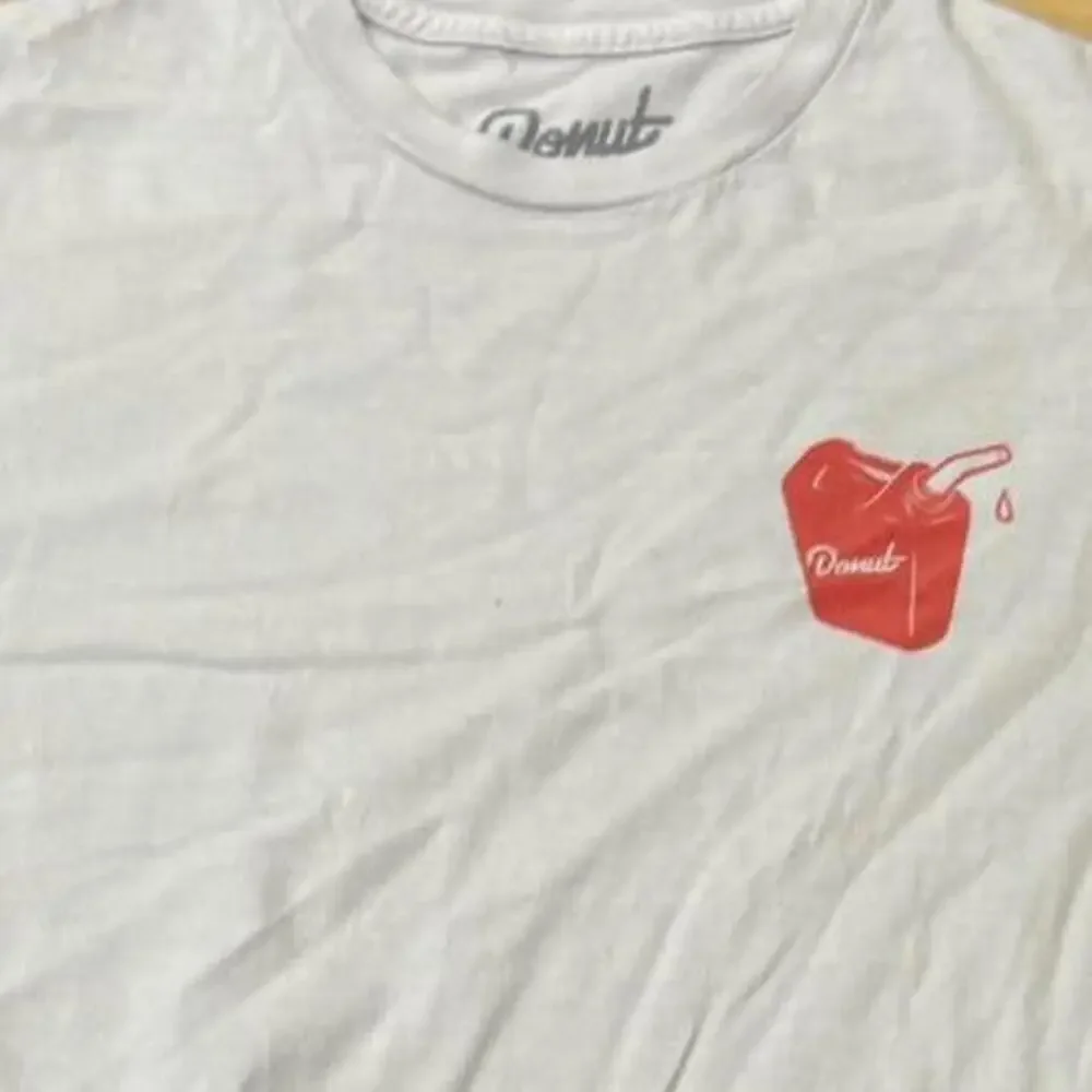 Donut Media Oil Crisis ’73 World Tour Graphic Tee White Size M - Picture 4 of 5